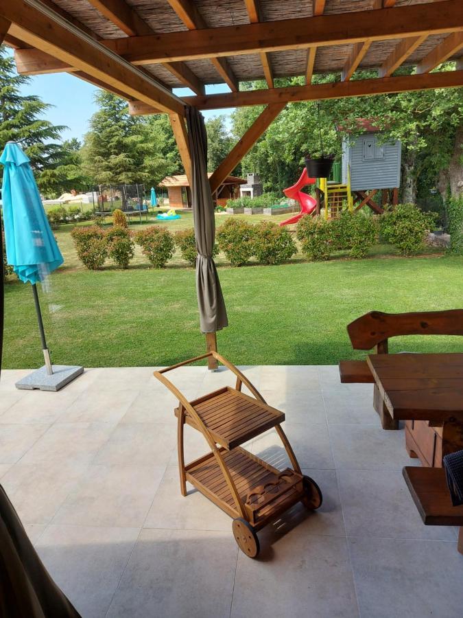 Guest House Flora Пазин Экстерьер фото